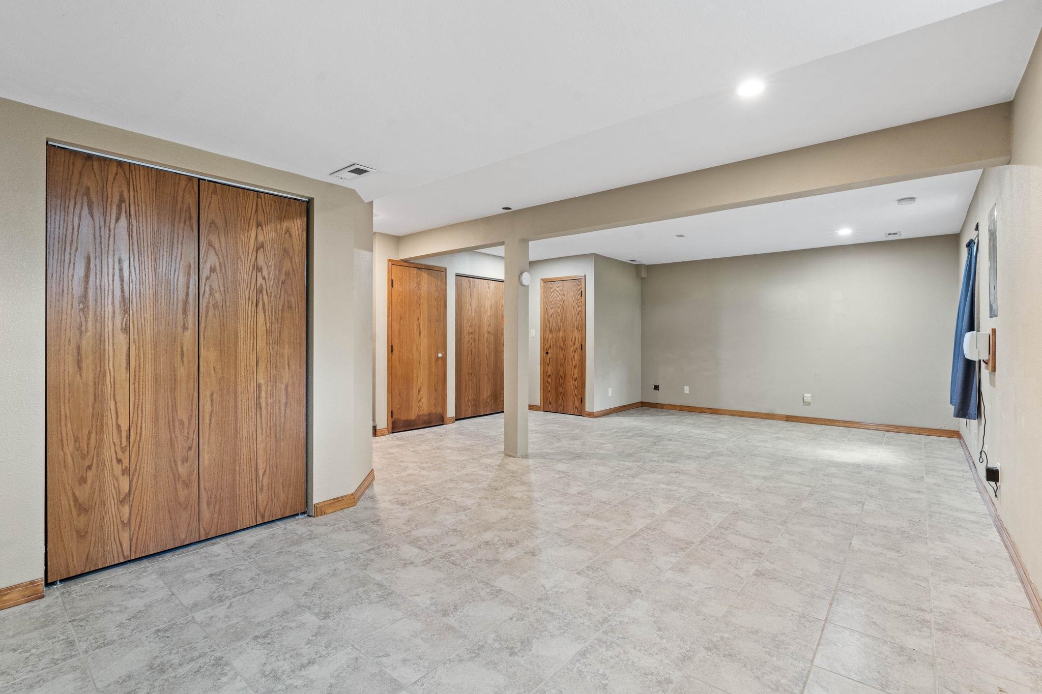 14725 North Lowe Road Mead, WA 99021 - Photo 19 of 28