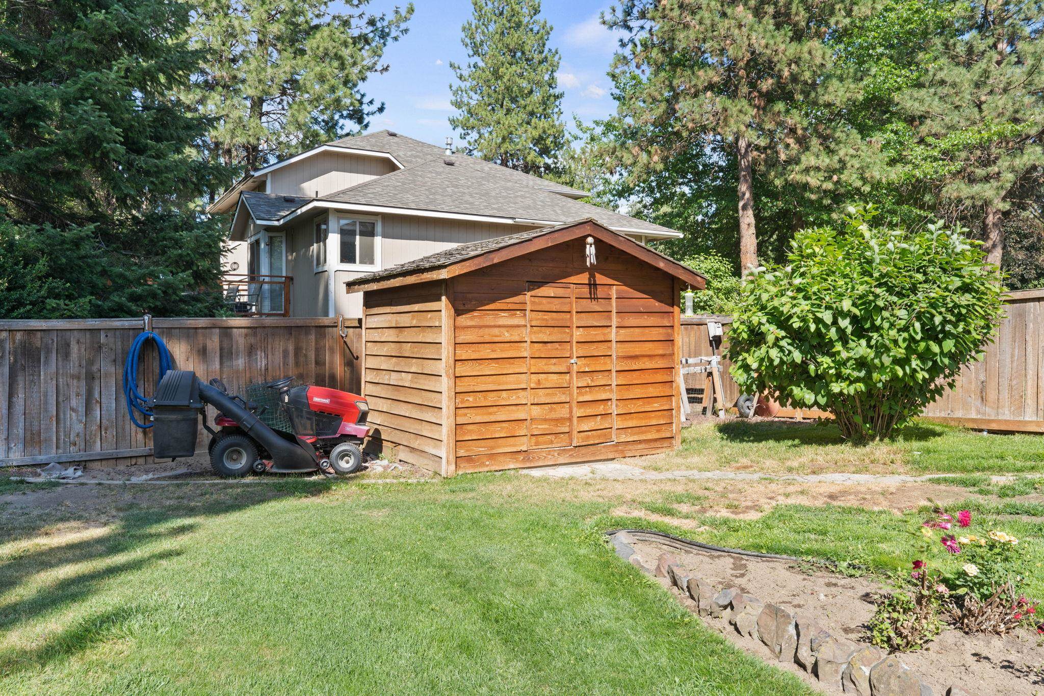 14725 North Lowe Road Mead, WA 99021 - Photo 24 of 28