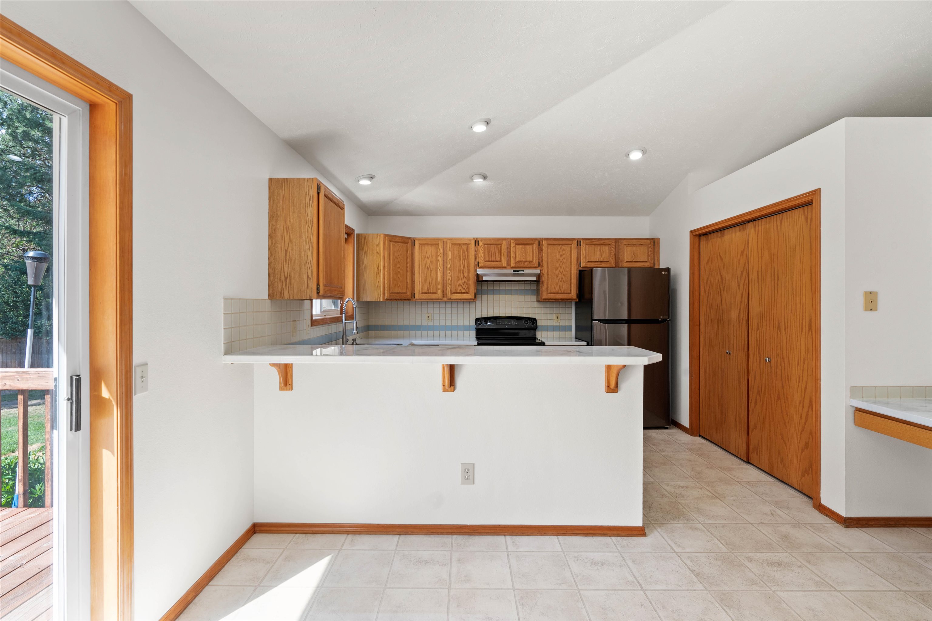 14725 North Lowe Road Mead, WA 99021 - Photo 7 of 28