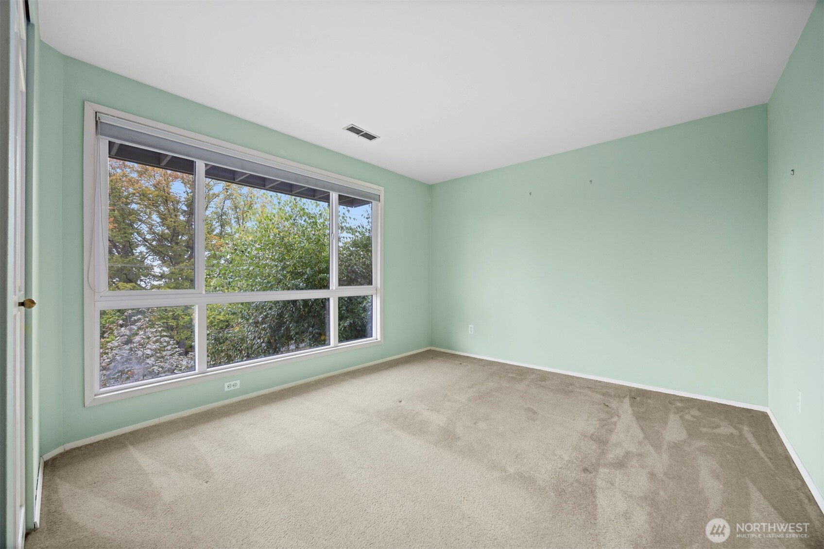 337 South State Street, Unit 2 Bellingham, WA 98225 - Photo 27 of 40 a view of an empty room with a window