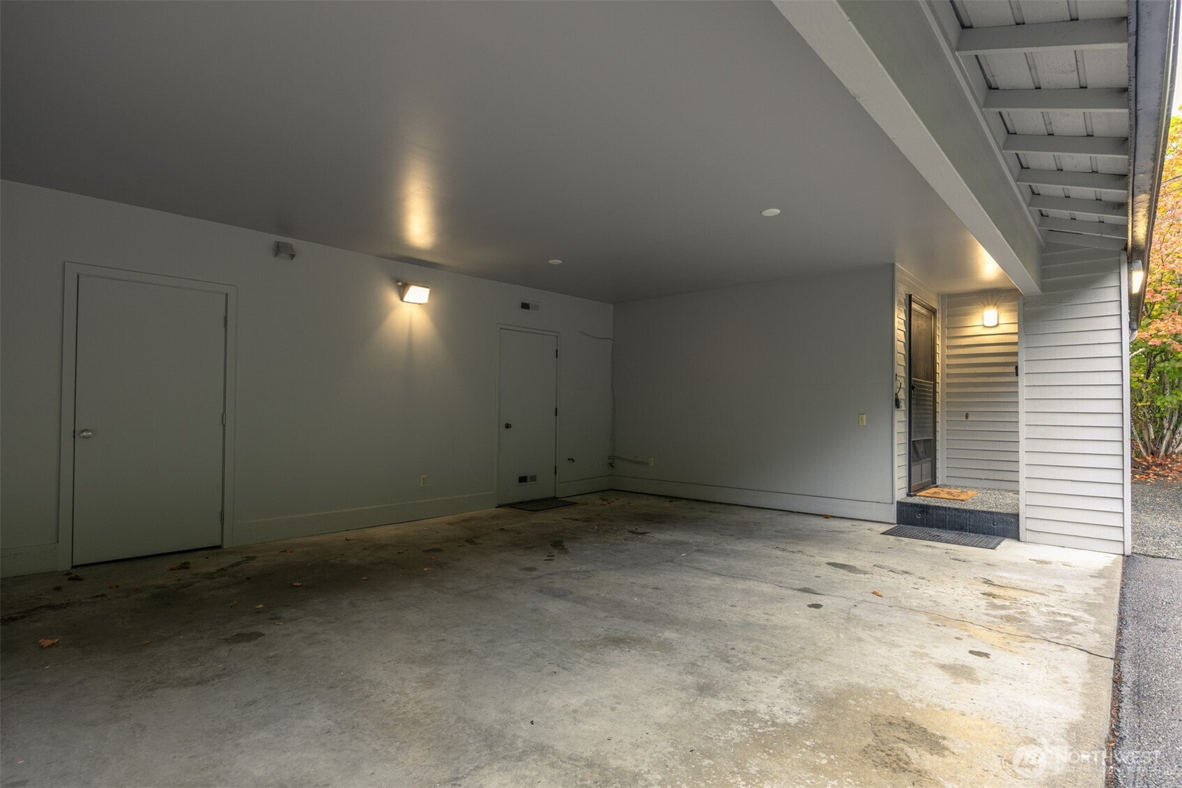 337 South State Street, Unit 2 Bellingham, WA 98225 - Photo 40 of 40 a view of an empty room