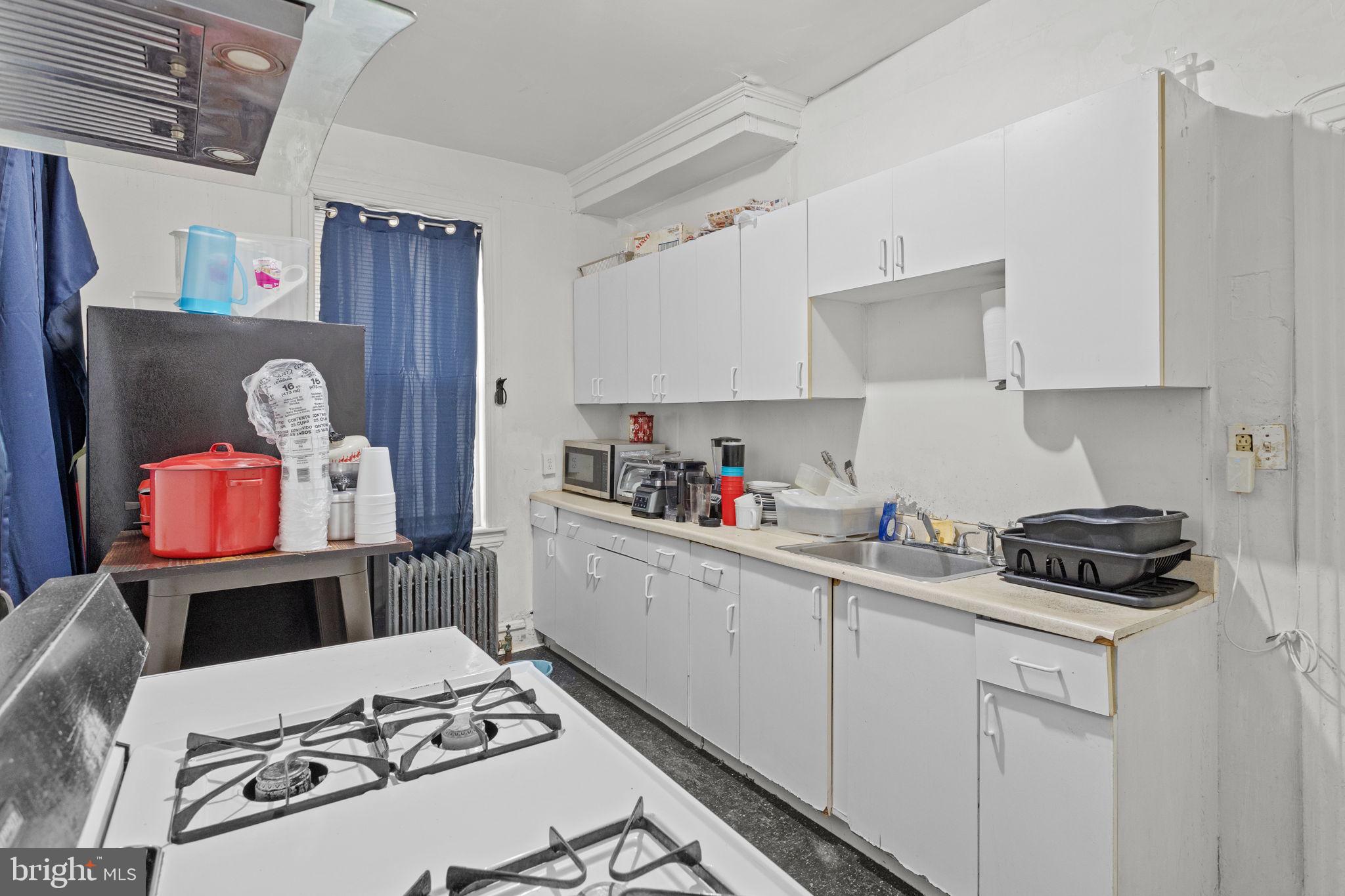 5409 Walnut Street Philadelphia, PA 19139 - Photo 14 of 37