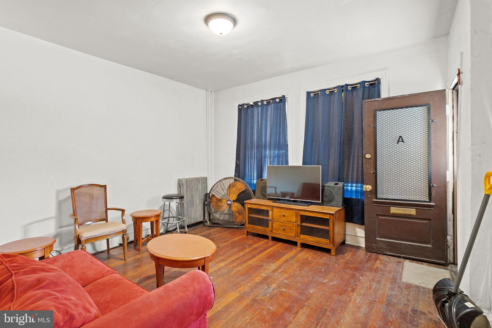 5409 Walnut Street Philadelphia, PA 19139 - Photo 6 of 37