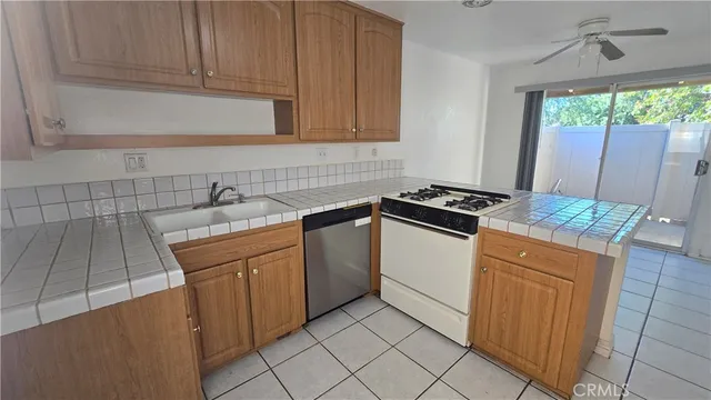 $2,700 | 4991 Eureka Avenue, Unit 59, Yorba Linda, CA 92886