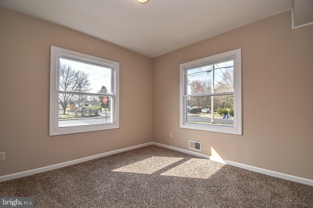 21 Stagecoach Road Southampton, NJ 08088 - Photo 40 of 55 Bedroom 3 large windows