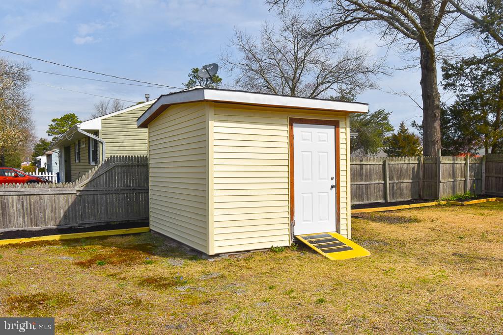 21 Stagecoach Road Southampton, NJ 08088 - Photo 50 of 55 Storage shed