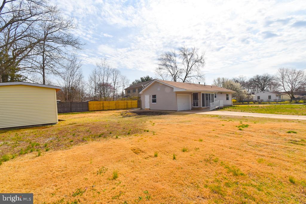 21 Stagecoach Road Southampton, NJ 08088 - Photo 53 of 55 Large yard