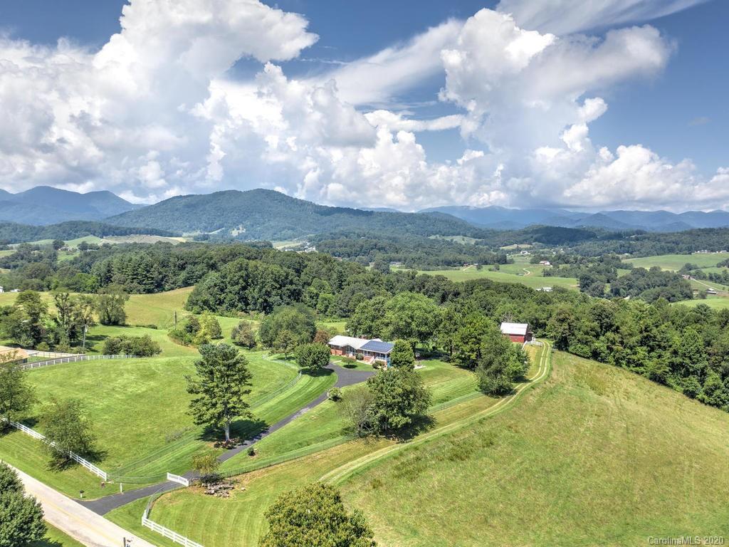 321 Gouges Branch Road Leicester, NC 28748 - Photo 2 of 48 a view of a city