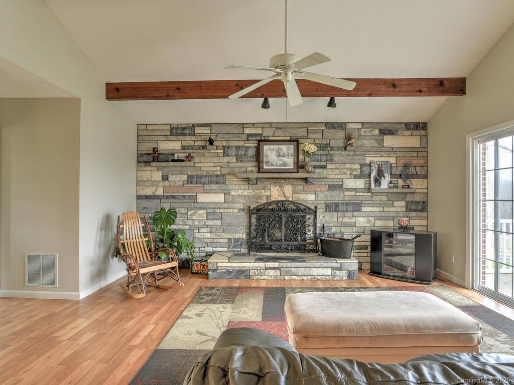 321 Gouges Branch Road Leicester, NC 28748 - Photo 15 of 48