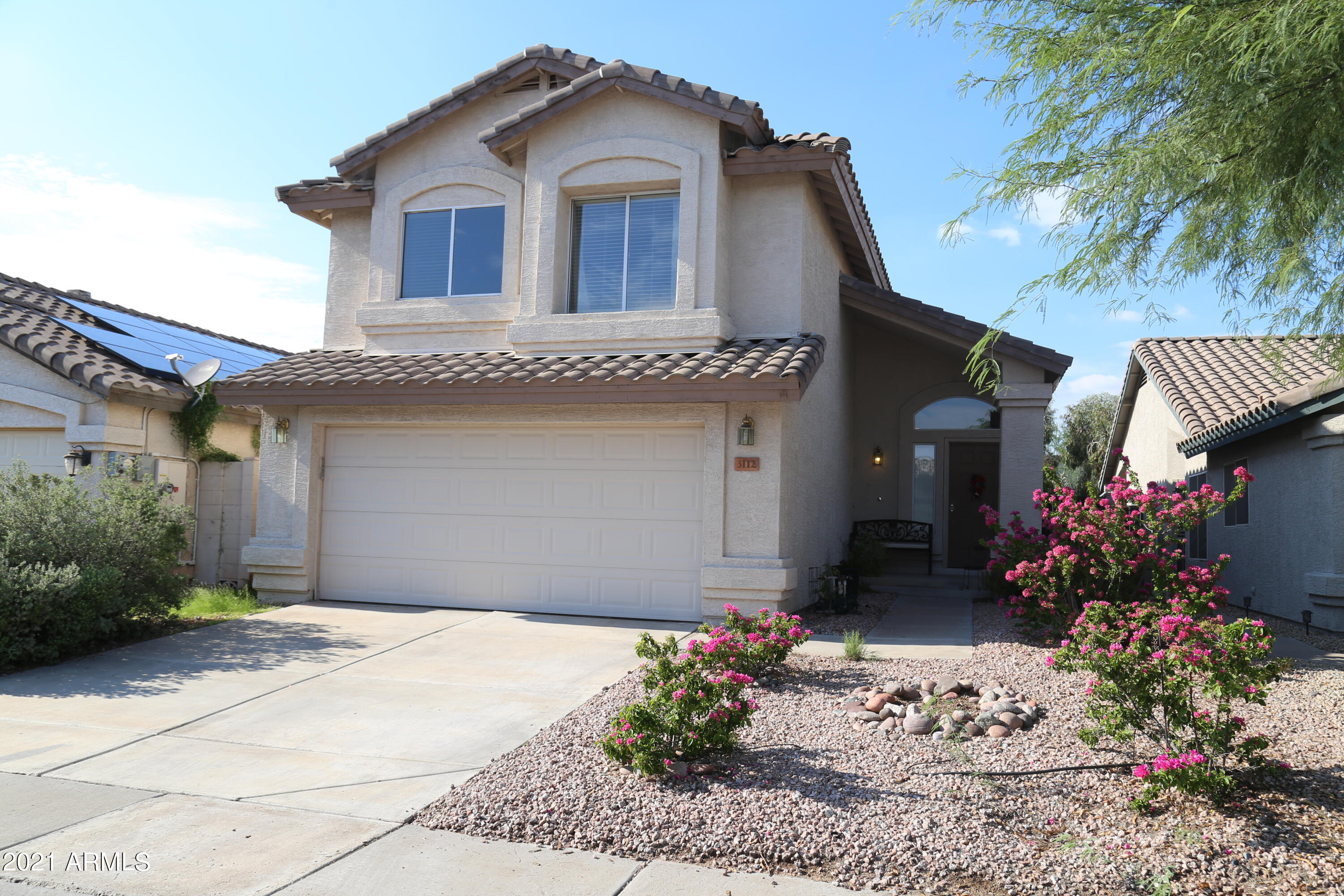 3112 East Escuda Road Phoenix, AZ 85050 - Photo 2 of 29 IMG_5952