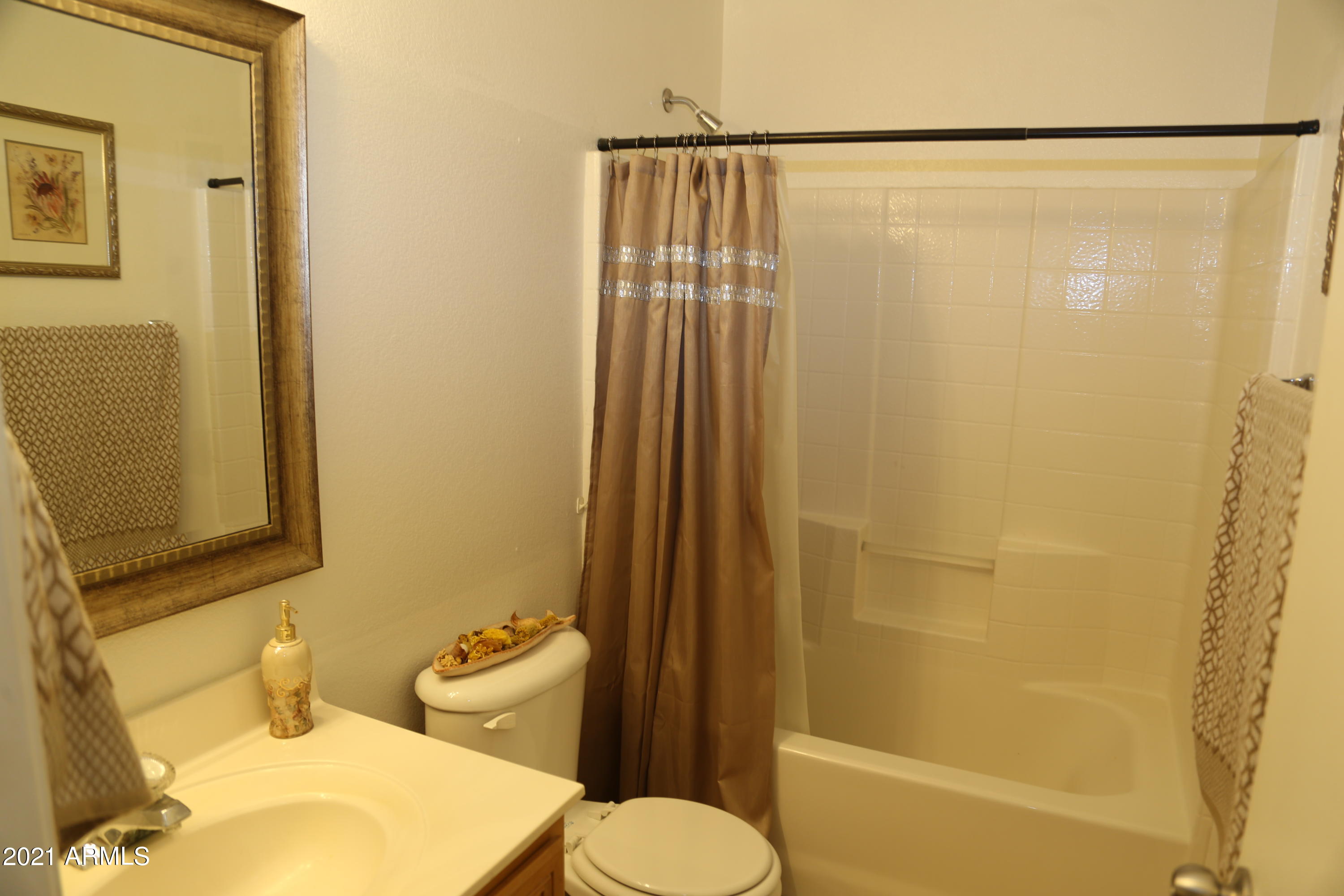 3112 East Escuda Road Phoenix, AZ 85050 - Photo 21 of 29 IMG_5918