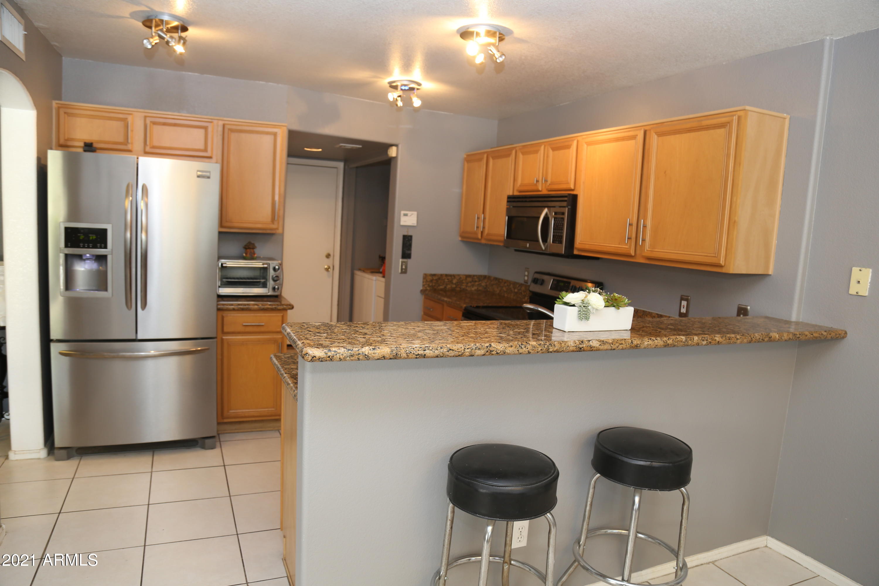 3112 East Escuda Road Phoenix, AZ 85050 - Photo 4 of 29 IMG_5895