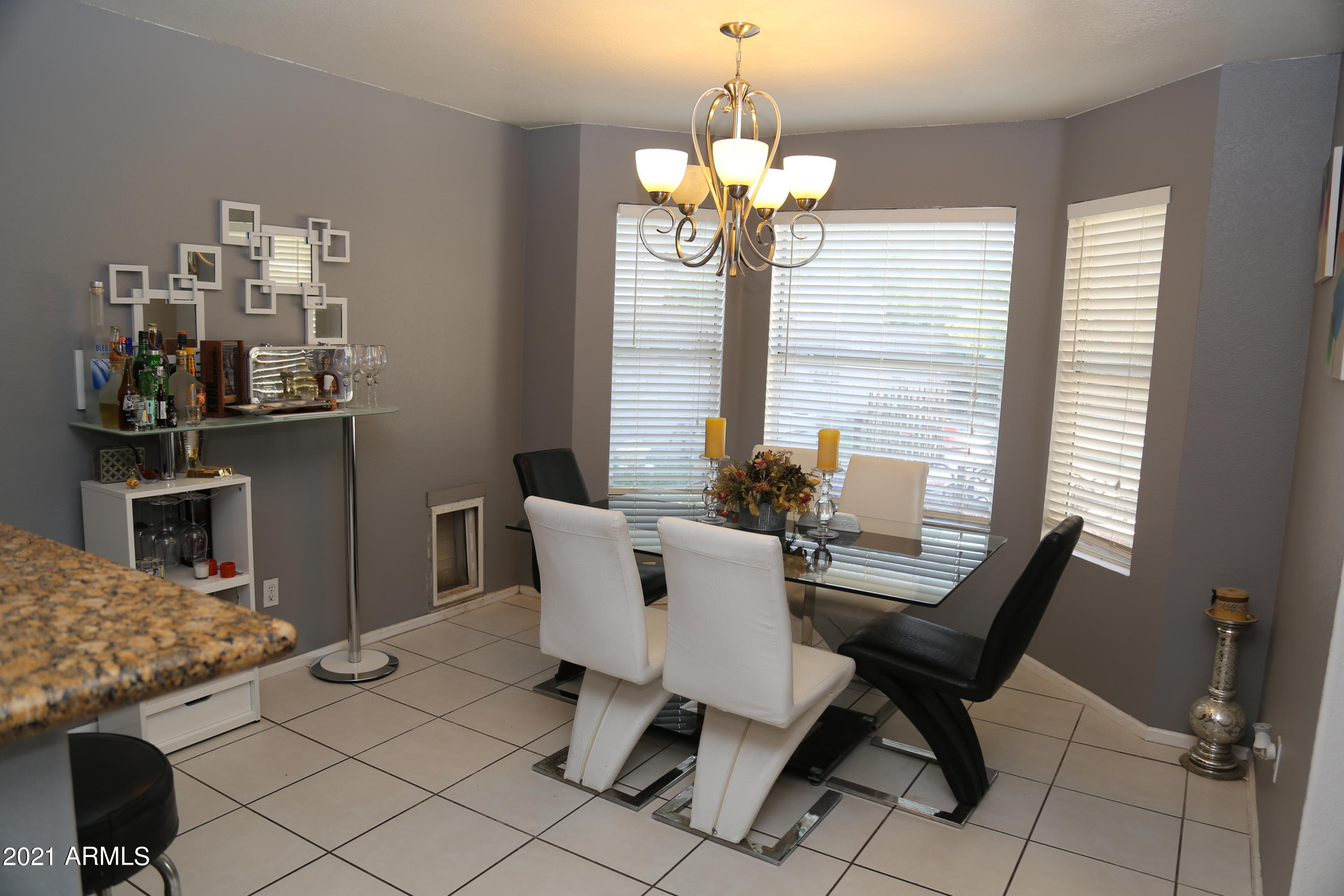 3112 East Escuda Road Phoenix, AZ 85050 - Photo 7 of 29 IMG_5885