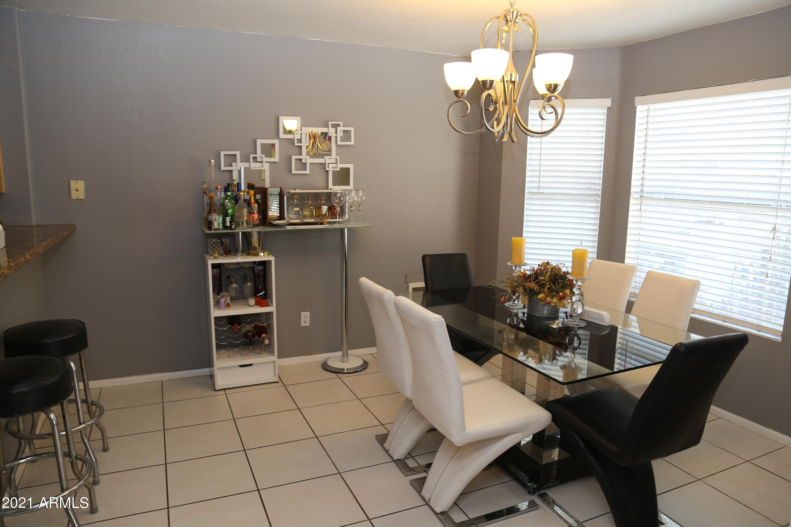 3112 East Escuda Road Phoenix, AZ 85050 - Photo 8 of 29 IMG_5893