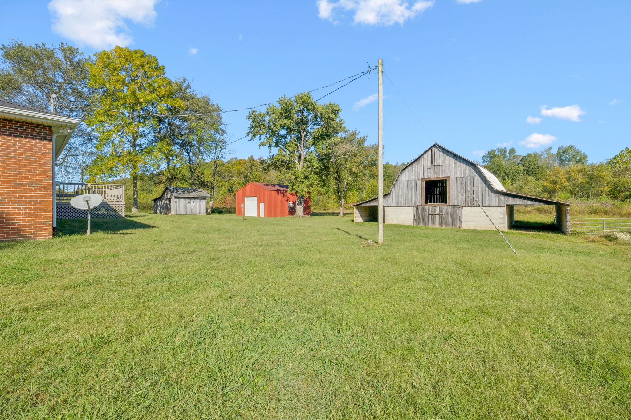 10446 Bold Springs Road McEwen, TN 37101 - Photo 37 of 54 a view of a house with a yard