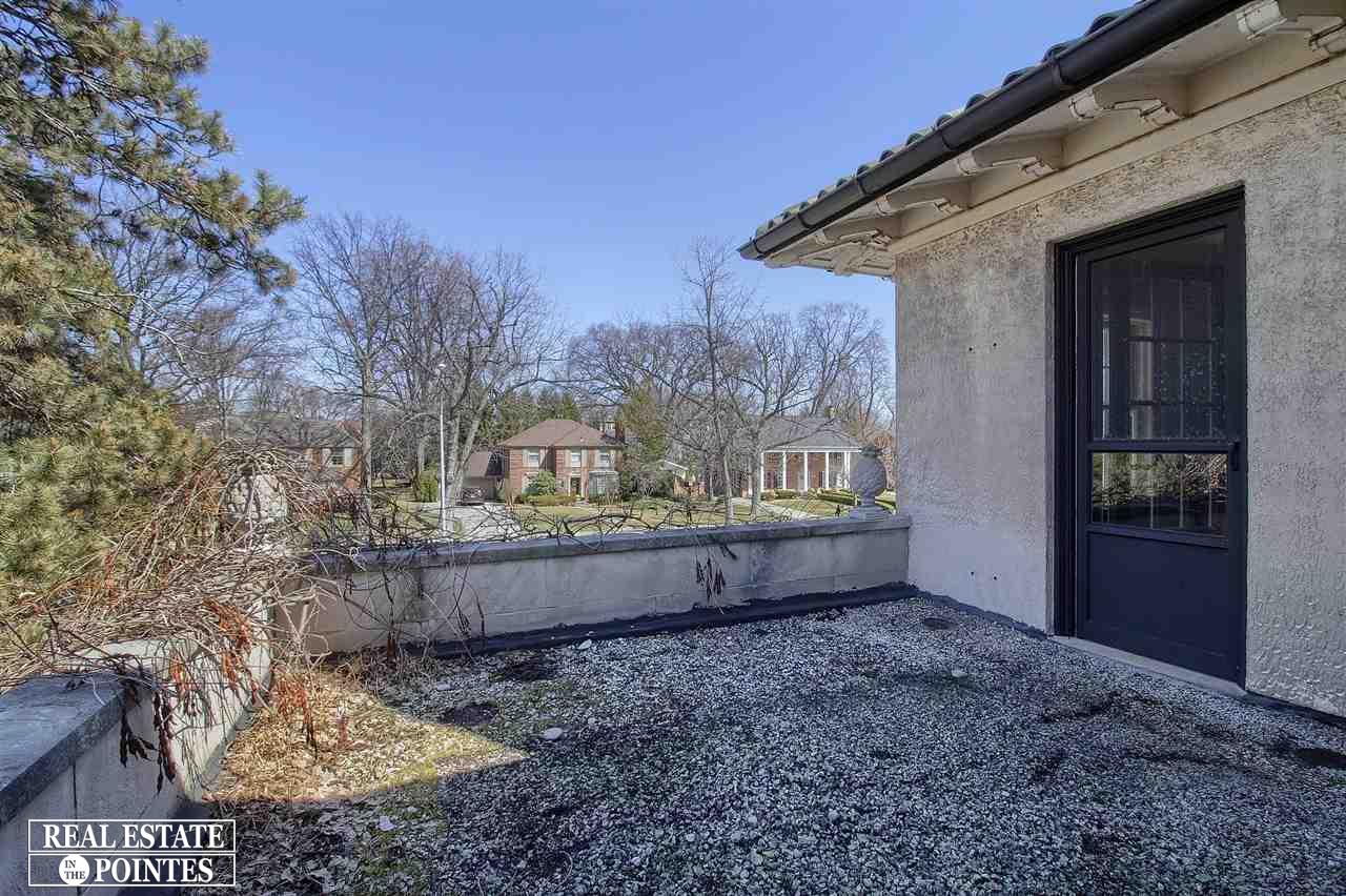 1005 Whittier Road Grosse Pointe Park, MI 48230 - Photo 31 of 63