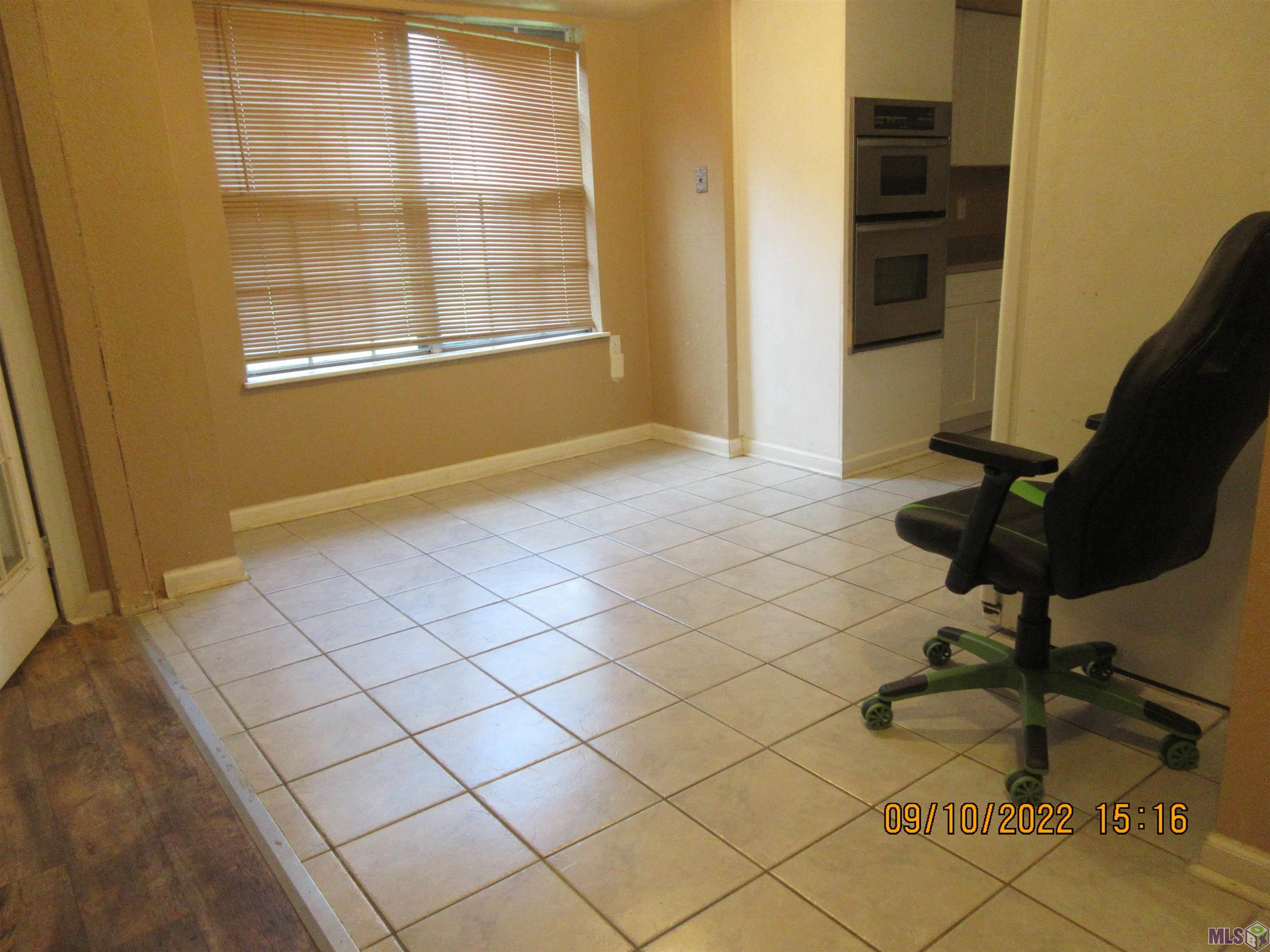 15321 Country Road Greenwell Springs, LA 70739 - Photo 4 of 14 Dining