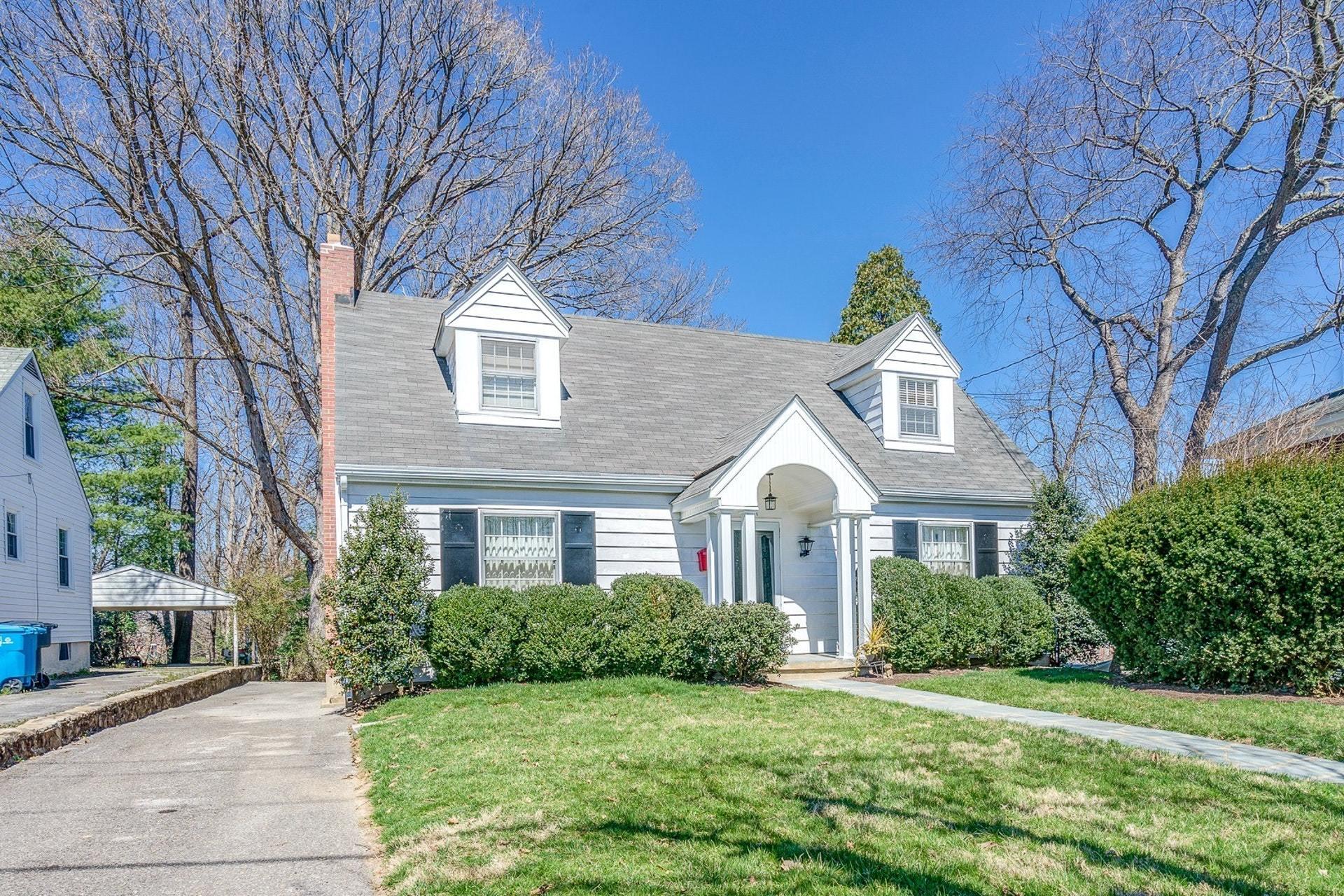 2457 Tillett Road Southwest Roanoke, VA 24015 - Photo 2 of 48 040-304263-2457 TILLET (1)_7441411