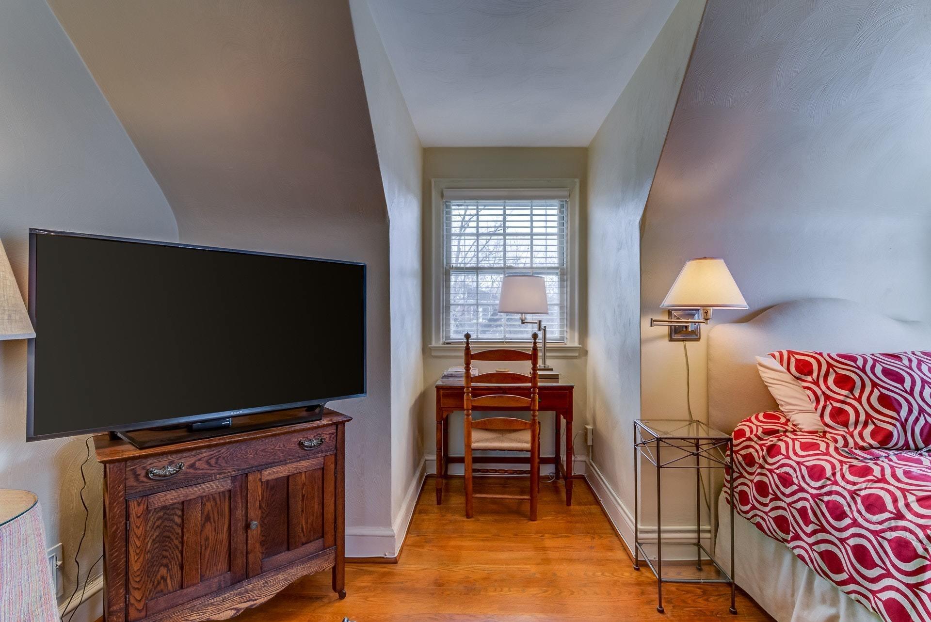 2457 Tillett Road Southwest Roanoke, VA 24015 - Photo 27 of 48 027-304263-27-2457 Tillet d-30-2-Edit_74