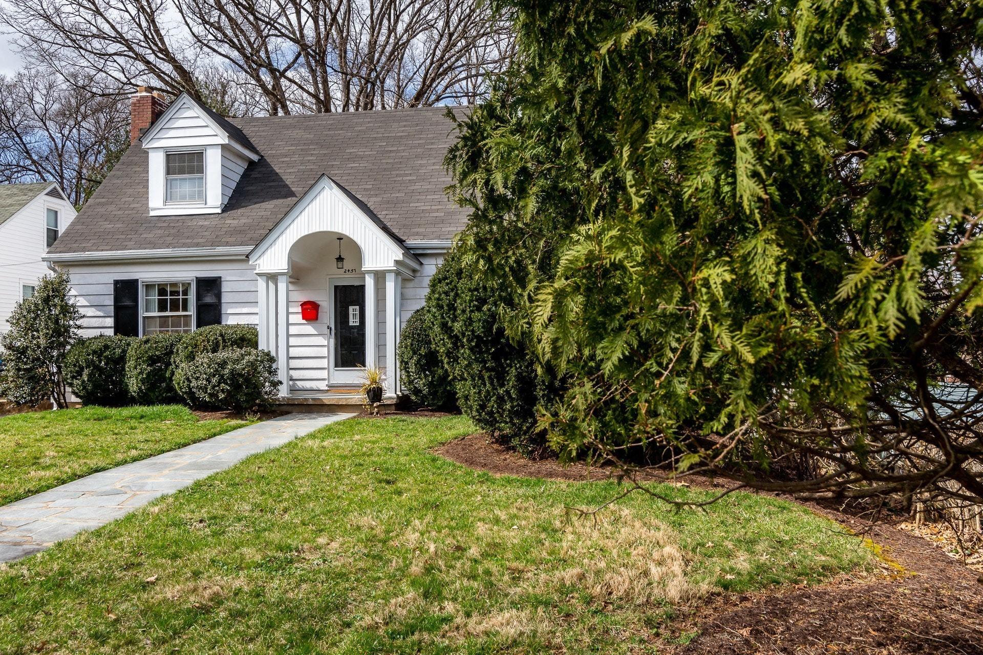 2457 Tillett Road Southwest Roanoke, VA 24015 - Photo 31 of 48 031-304263-31-2457 Tillet Dr-0155_742961