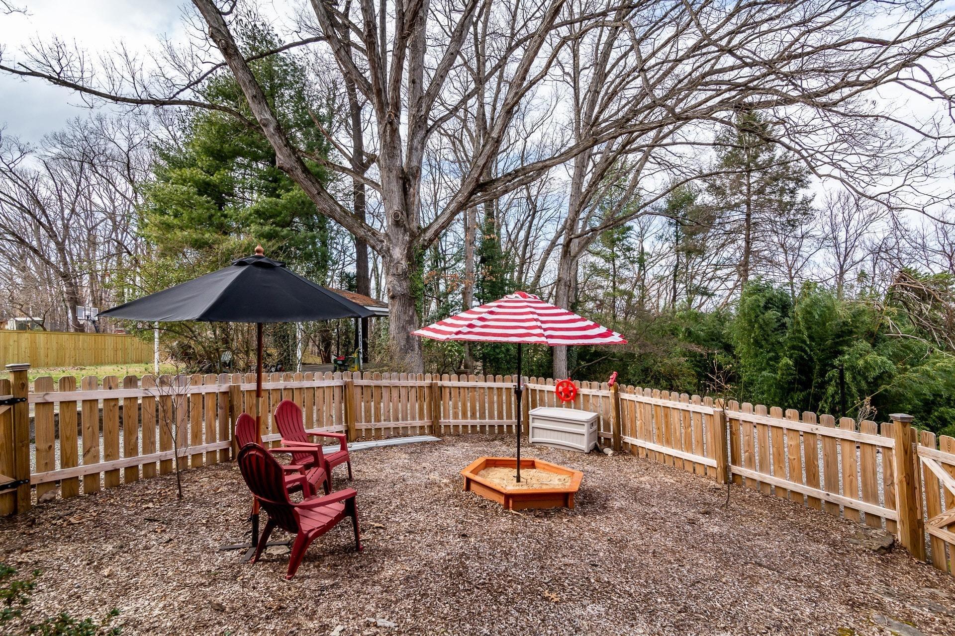 2457 Tillett Road Southwest Roanoke, VA 24015 - Photo 37 of 48 037-304263-37-2457 Tillet Dr-0161_742962