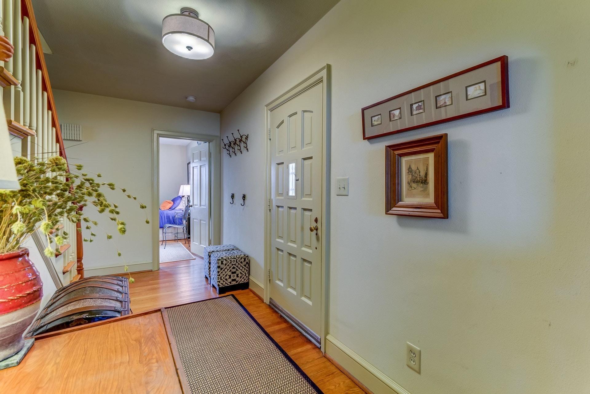 2457 Tillett Road Southwest Roanoke, VA 24015 - Photo 6 of 48 006-304263-06-2457 Tillet d-10_7429587