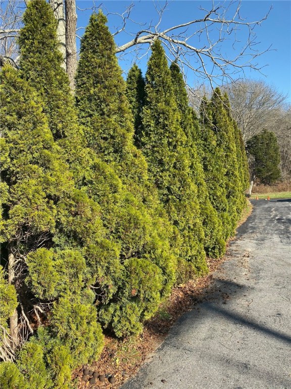 2634 Main Road Tiverton, RI 02878 - Photo 11 of 23 Gallery Image 11