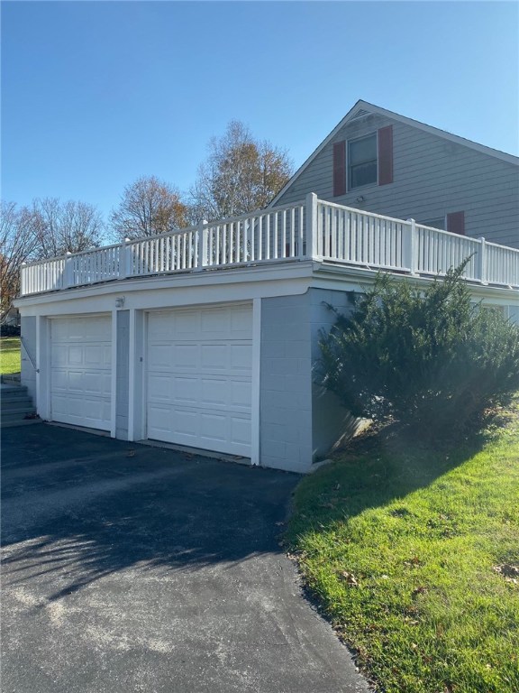 2634 Main Road Tiverton, RI 02878 - Photo 2 of 23 Gallery Image 2