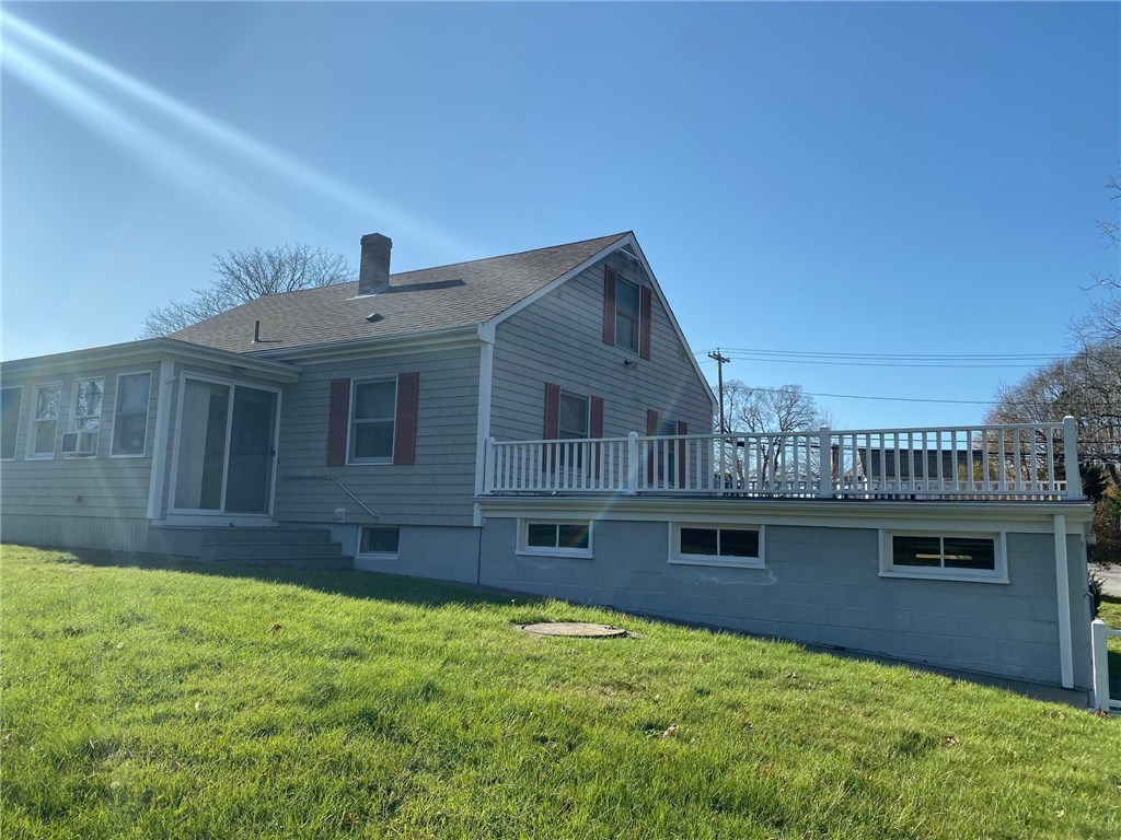 2634 Main Road Tiverton, RI 02878 - Photo 5 of 23 Gallery Image 5