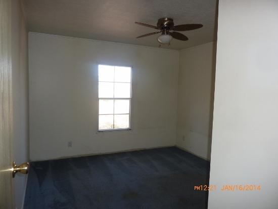 1273 Ridgeview Drive Clinton, TN 37716 - Photo 4 of 8 1br2
