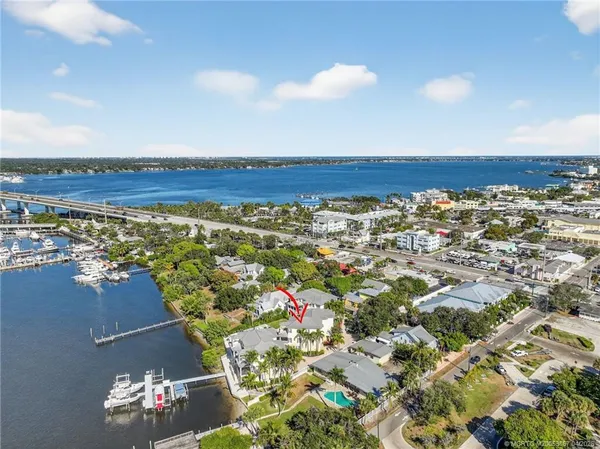 $2,395,000 | 334 Southwest Atlanta Avenue, Stuart, FL 34994