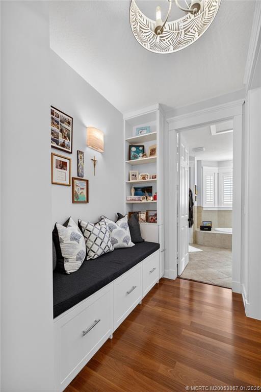 334 Southwest Atlanta Avenue Stuart, FL 34994 - Photo 40 of 55 Owner's Suite Hallway to Bathroom