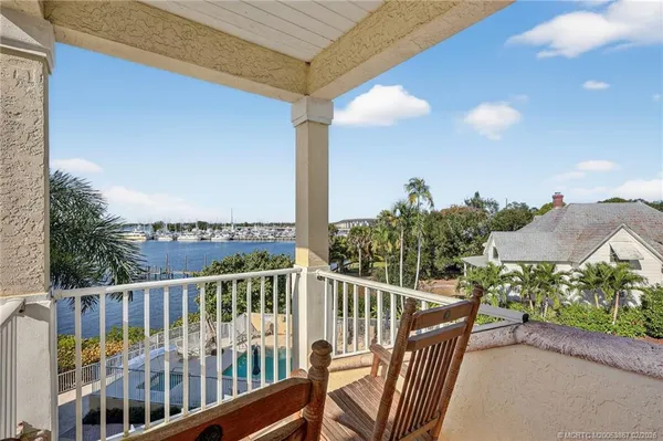 $2,400,000 | 334 Southwest Atlanta Avenue, Stuart, FL 34994