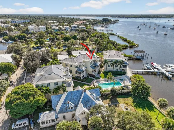 $2,400,000 | 334 Southwest Atlanta Avenue, Stuart, FL 34994