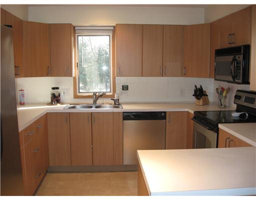 19 Pine Road Glocester, RI 02814 - Photo 8 of 12 Kitchen.