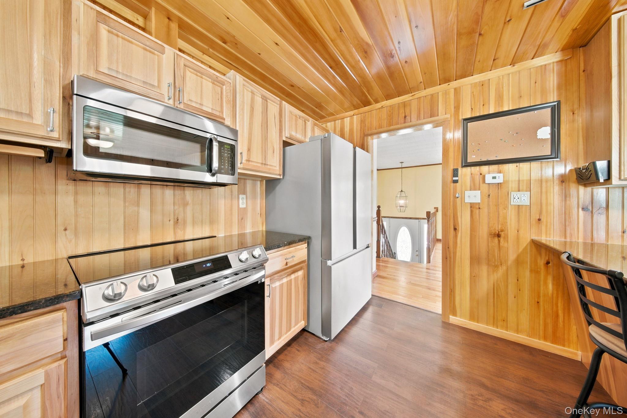 157 Ballard Road Mongaup Valley, NY 12762 - Photo 4 of 32