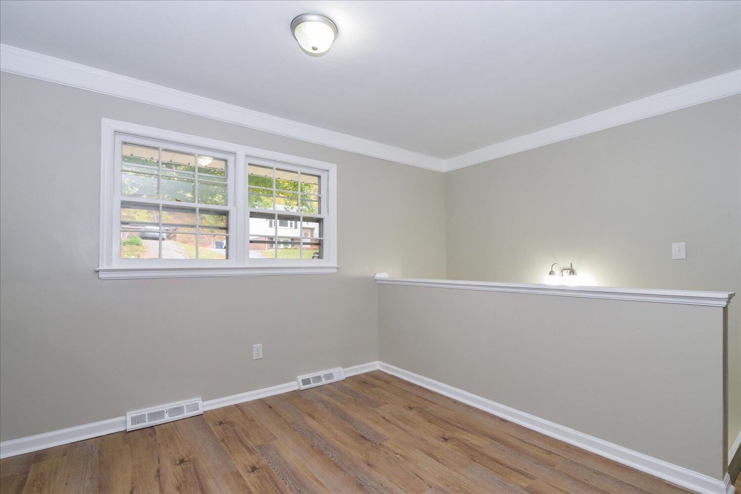 731 Estates Road Southeast Roanoke, VA 24014 - Photo 3 of 22 03-731 Estates-3