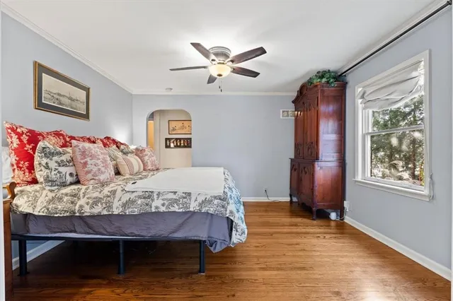 $650,000 | 5426 Mission Road, Fairway, KS 66205