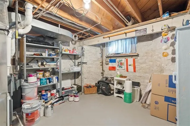 $650,000 | 5426 Mission Road, Fairway, KS 66205