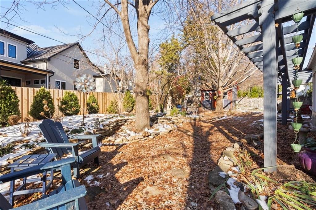 5426 Mission Road Fairway, KS 66205 - Photo 28 of 43