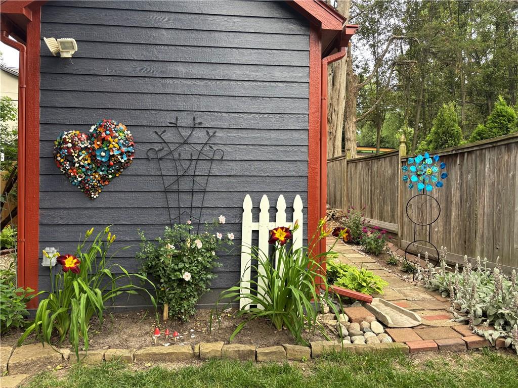 5426 Mission Road Fairway, KS 66205 - Photo 32 of 43