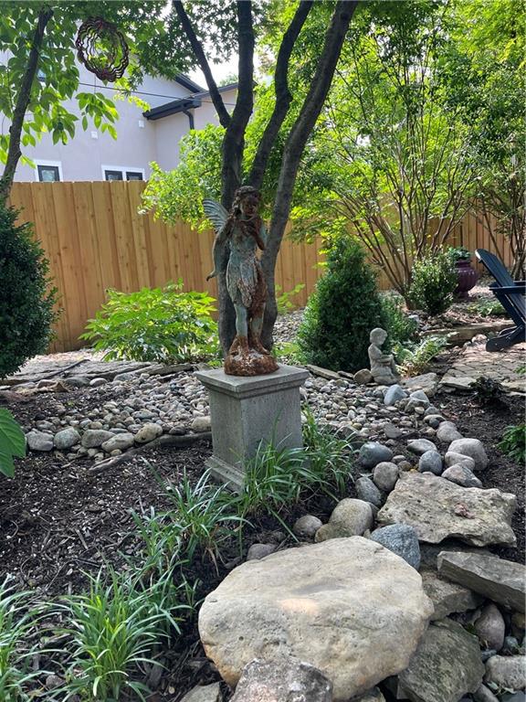 5426 Mission Road Fairway, KS 66205 - Photo 37 of 43