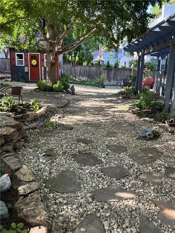 $650,000 | 5426 Mission Road, Fairway, KS 66205