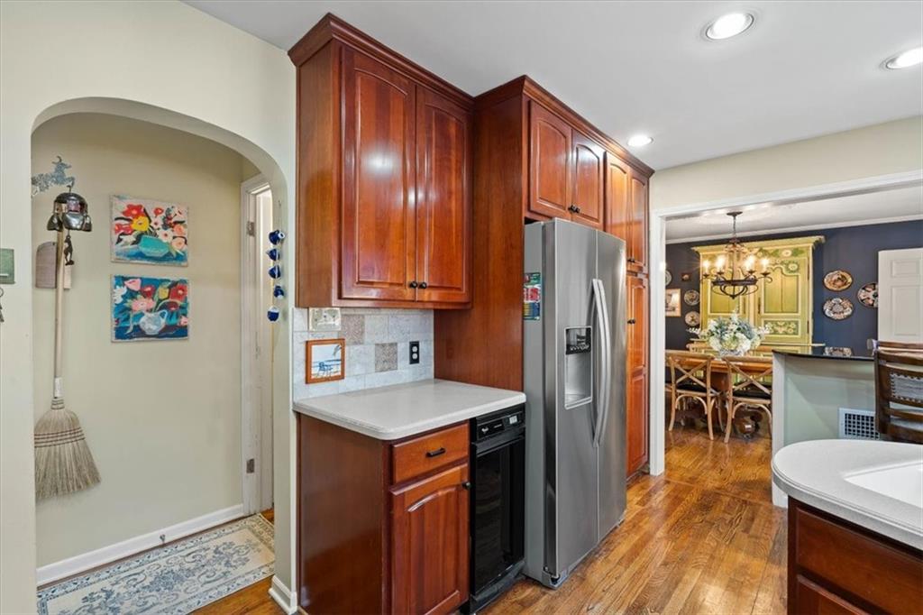 5426 Mission Road Fairway, KS 66205 - Photo 10 of 43