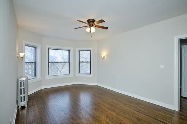$1,900 | 1351 West Touhy Avenue, Unit 2N, Chicago, IL 60626