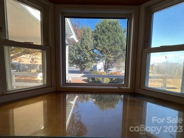 606 Carbon City Road Morganton, NC 28655 - Photo 7 of 28 Gallery Image 7