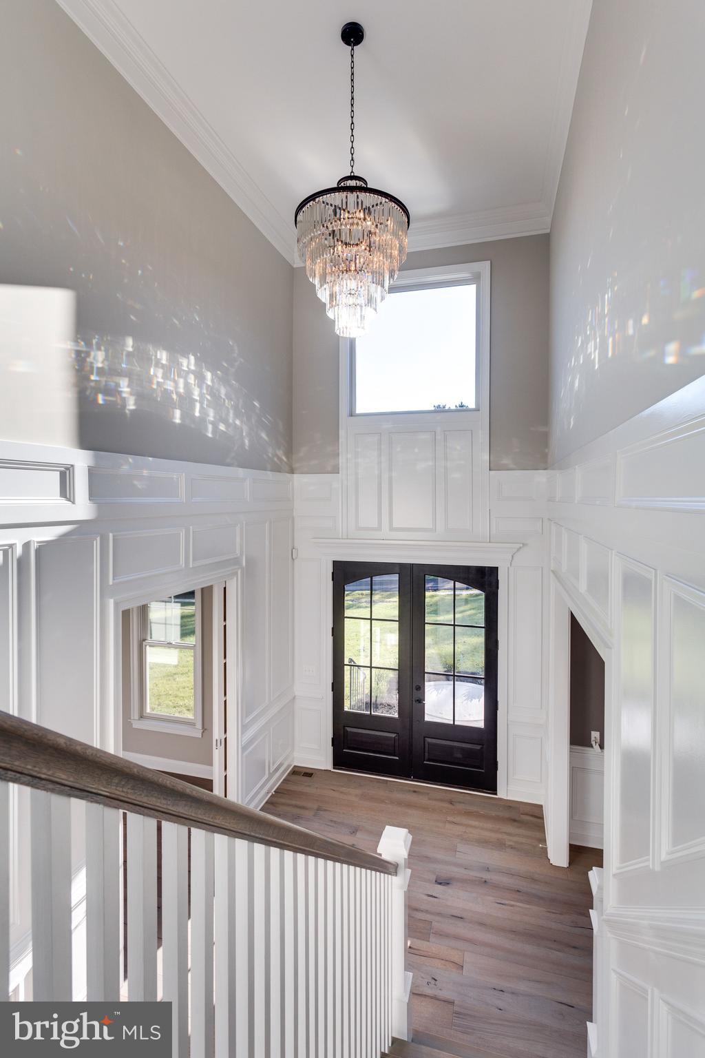 11701 Valley Road Fairfax, VA 22033 - Photo 8 of 36 2 Story Chandelier motorized light lift, standard