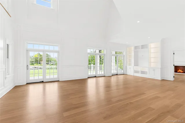 $5,999,999 | 44 Club Lane, Remsenburg, NY 11960