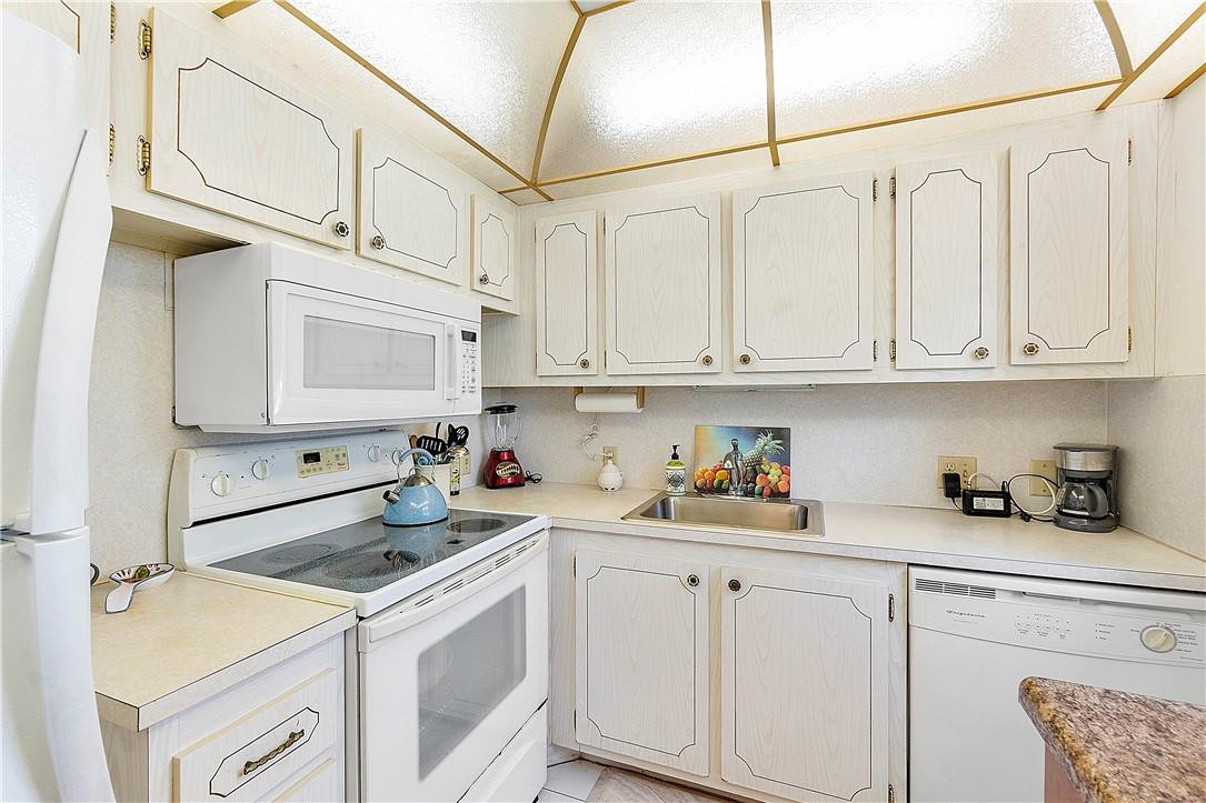 14 Suffolk A, Unit A Boca Raton, FL 33434 - Photo 16 of 35 Photo 16