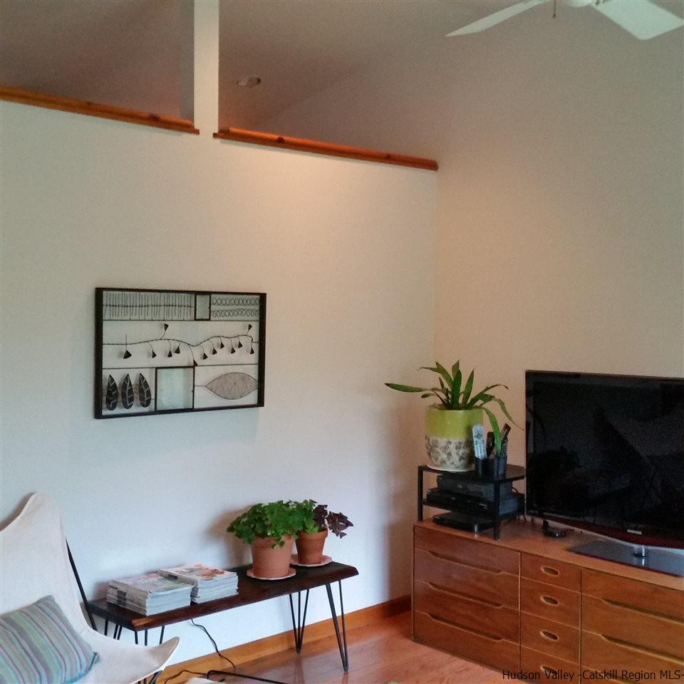 211 Quarry Road Kingston, NY 12401 - Photo 3 of 28 Photo 3